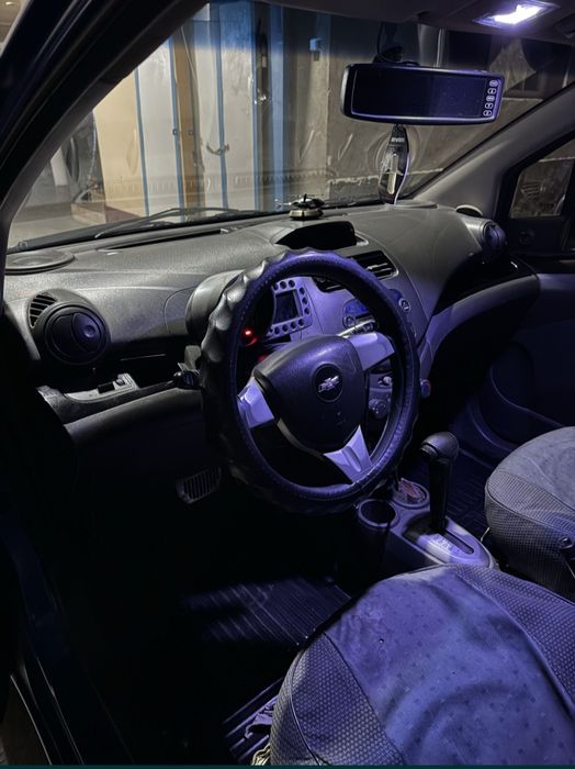 Шевролет спарк автомат 2011/метан газ/яхши холат