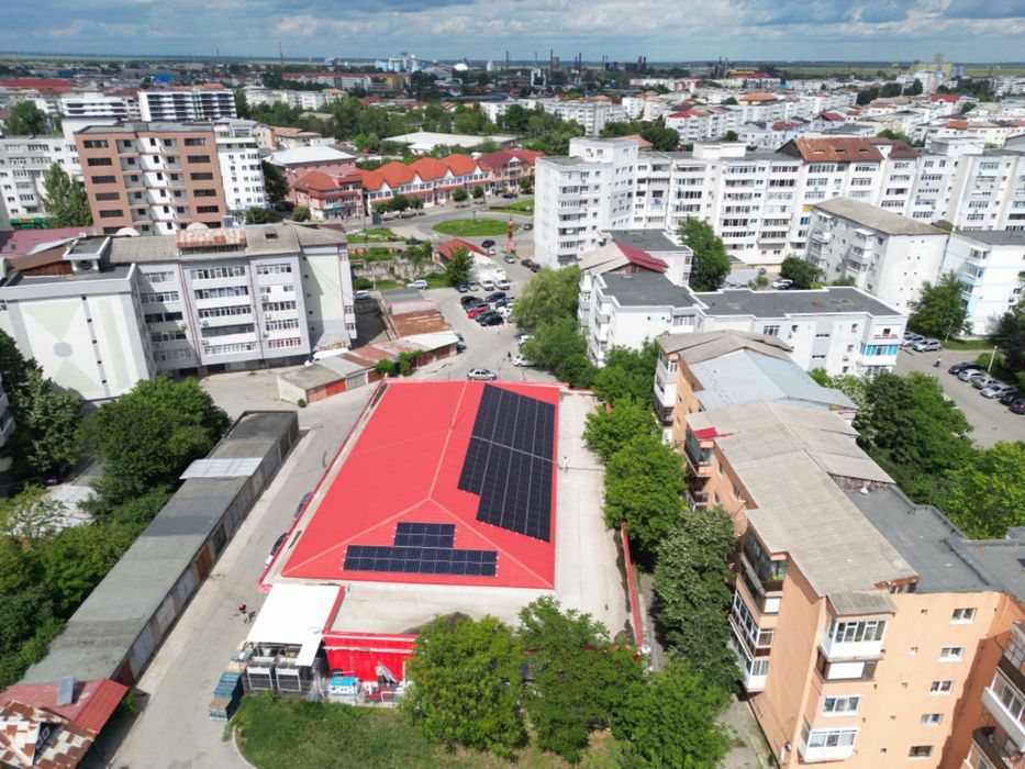 Cladire + teren de vanzare in Slatina - super locatie