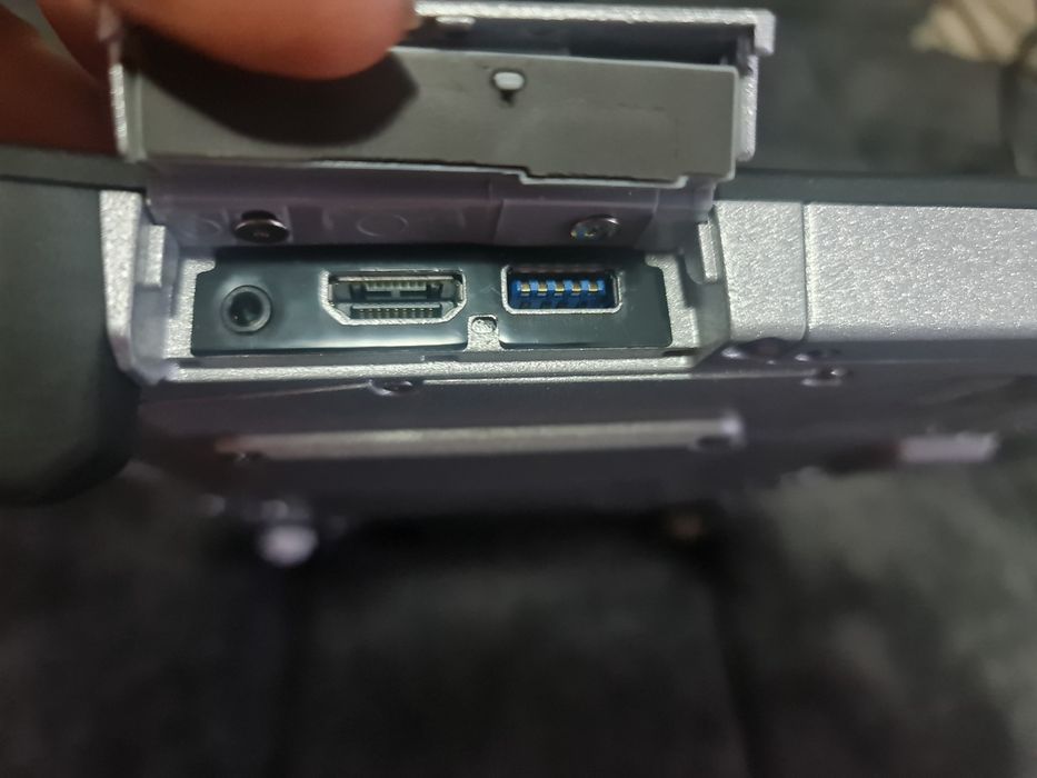 Tableta panasonic FZ-G1 MK4  toughbook toughpad i5 6300 4gb 256ss