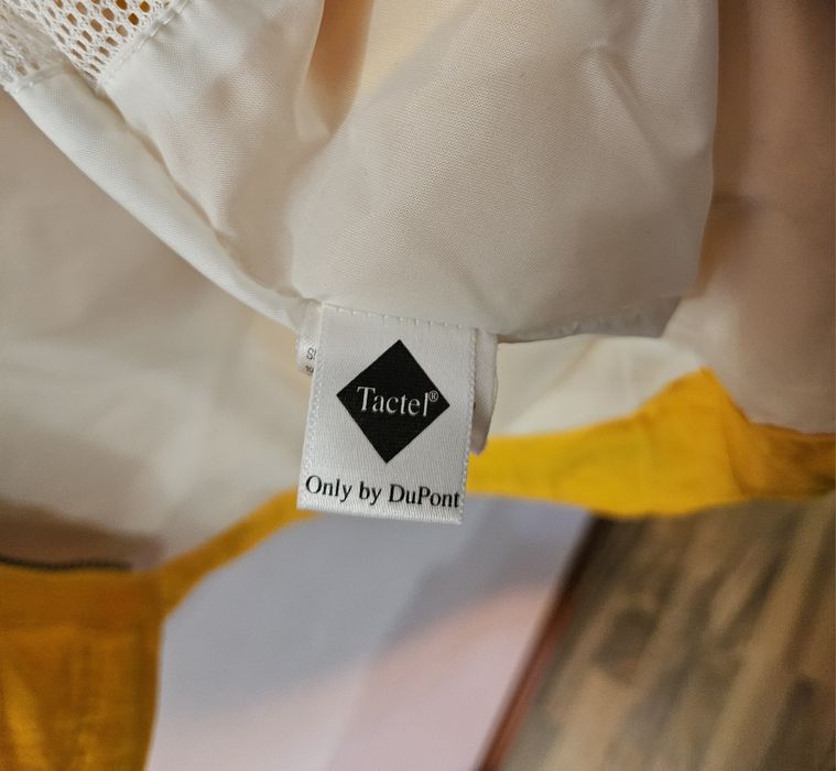 Bluza Reebok, nu Nike, Jordan, Adidas, Levi's, Gucci, Armani, Tommy Hi