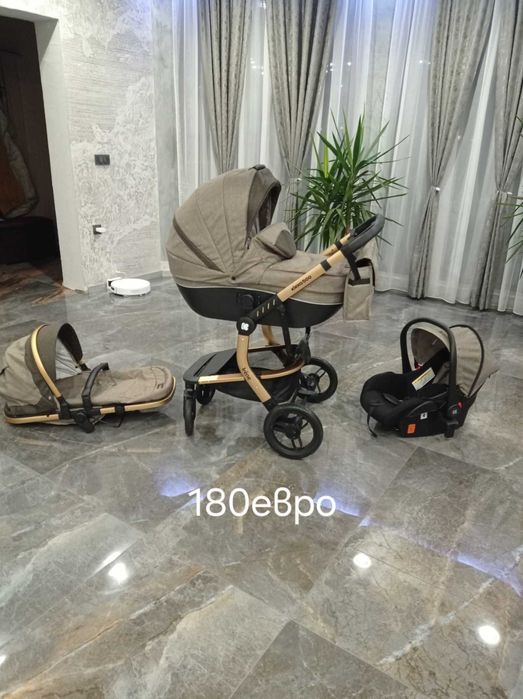 Продавам Детска количка,Детско легло и детско гнездо