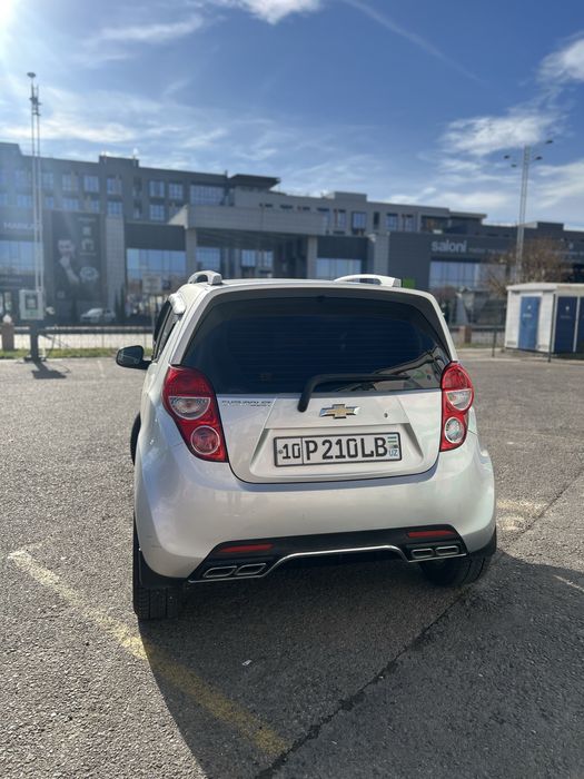 Продается Спарк 3 позиция 1,25л пробег 77,000