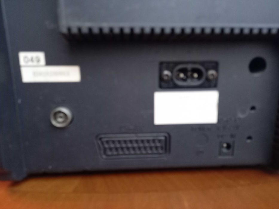 Tелевизор 12v/24V/220V