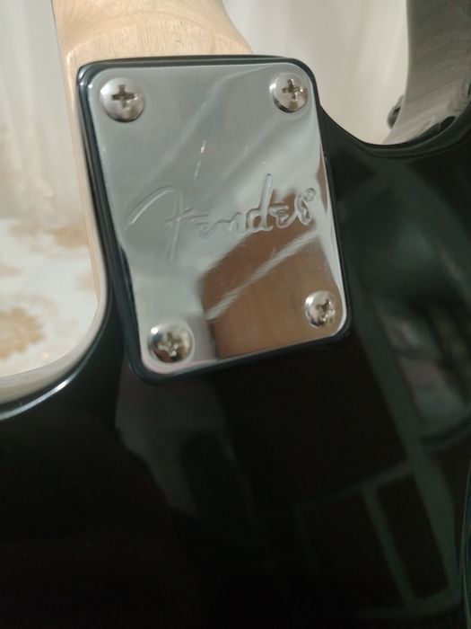 Fender STROCASTER Сотилади