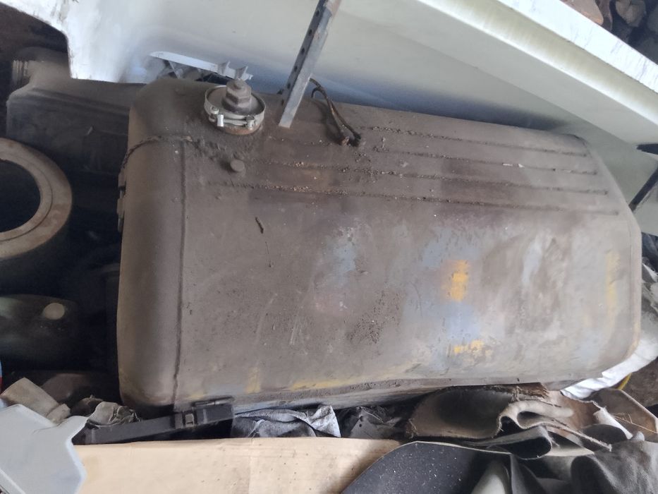 Продам Запчасти разные