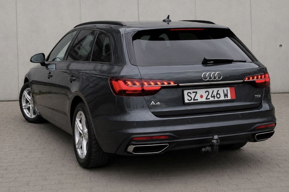 Audi A4 Avant 2021-Noul Model-Matrix-Dinamic-Virtual-Panoramic-Piele-Navi~Ambientale
