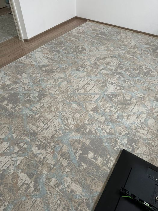 Килем сатылады..