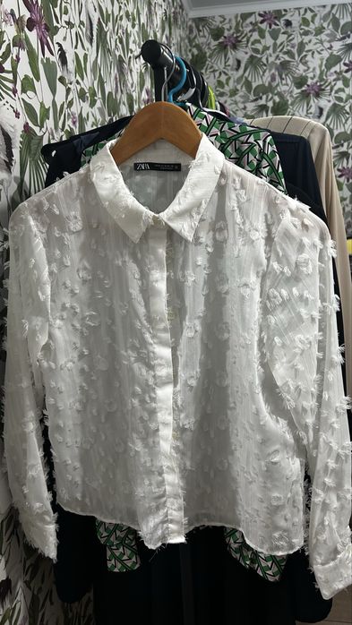 Блузка нарядная Zara