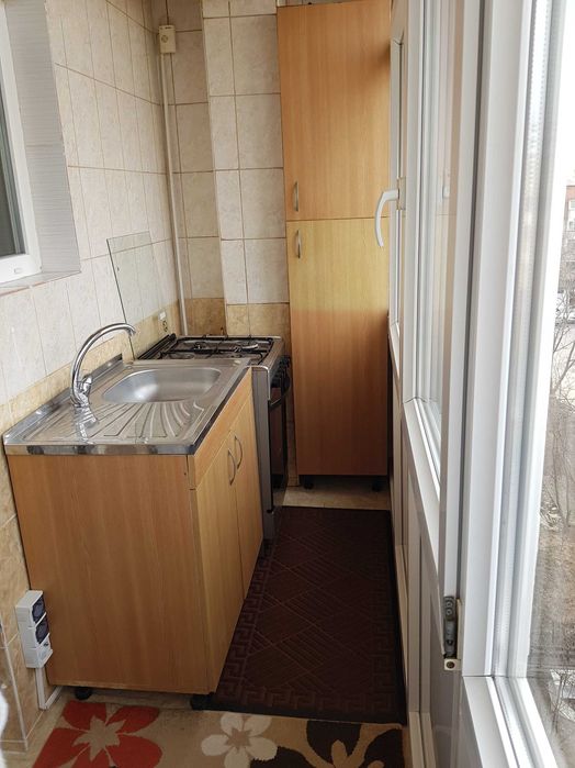 Închiriez garsoniera transformata in 2 camere, Sarari , Henri Coandă!