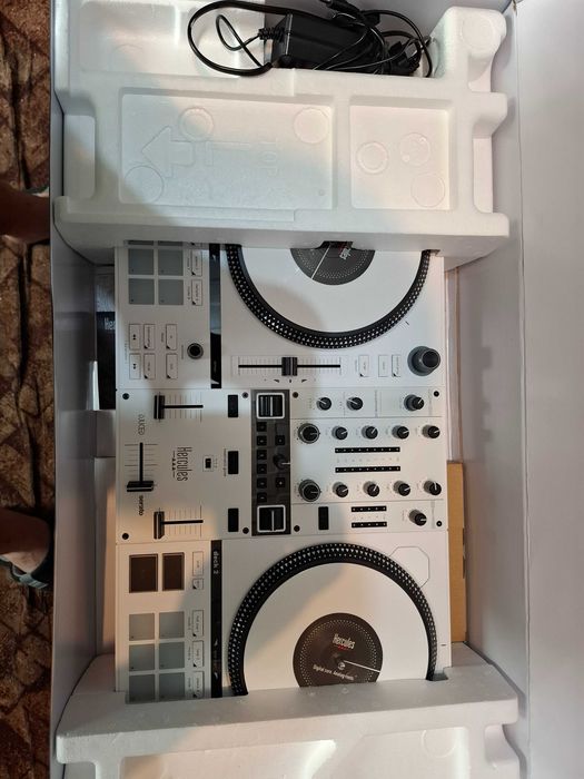 DJControl Inpulse T7