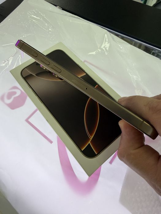 Продам Iphone 16 Pro Max 256