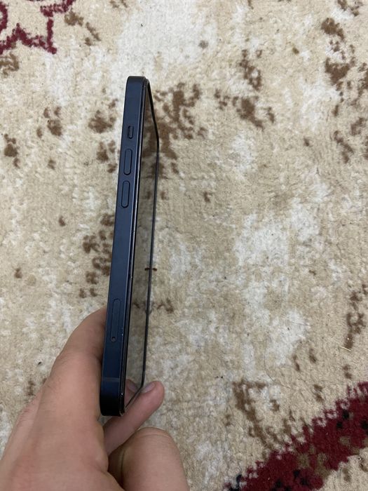 Айфон 13 с почти новый