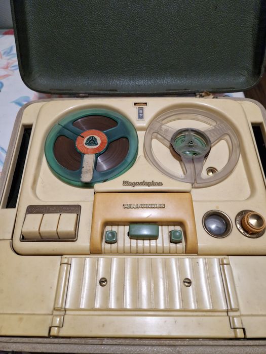 Стар - винтидж магнетофон Telefunken / Телефункен