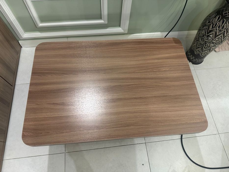 Продам журналный стол