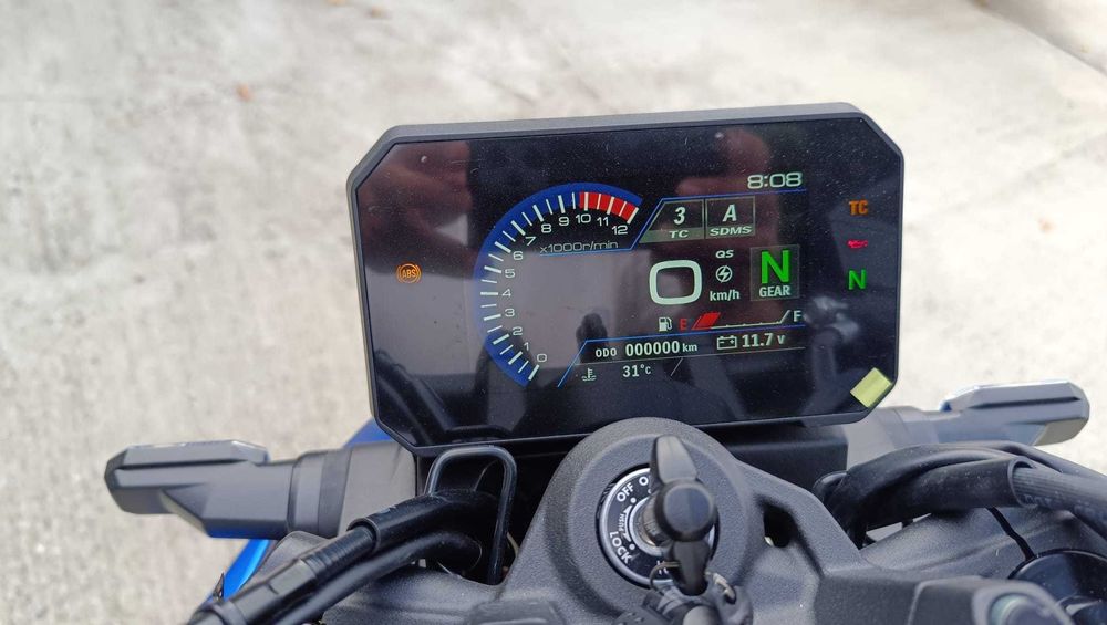 Suzuki GSX-8S nou 0 km-livrare prin EST BIKE Campina