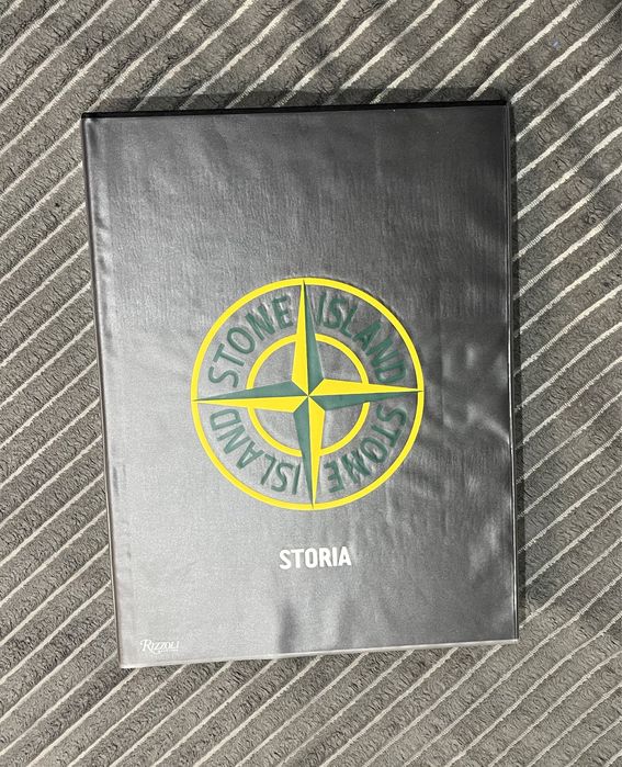 Книга Stone Island storia