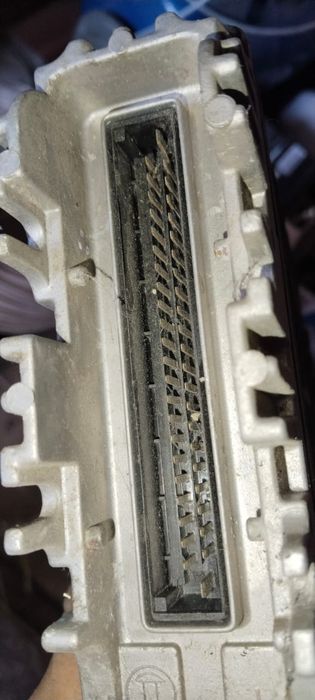 ЭБУ пассат В3 1,8 моно двигатель ААМ.