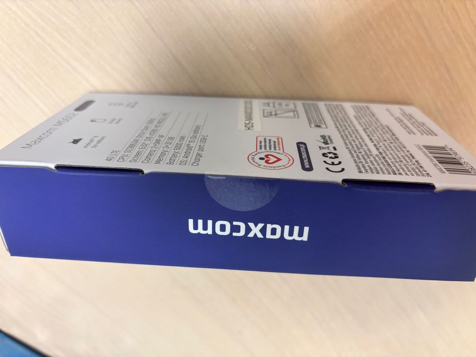 telefon MAXCOM sigilat