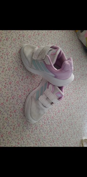 Încălțăminte sport Adidas