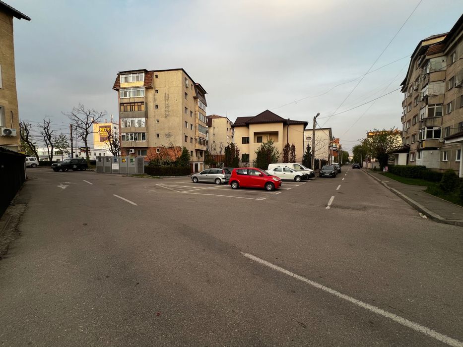 Inchiriez apartament parter 77mp, Renovat