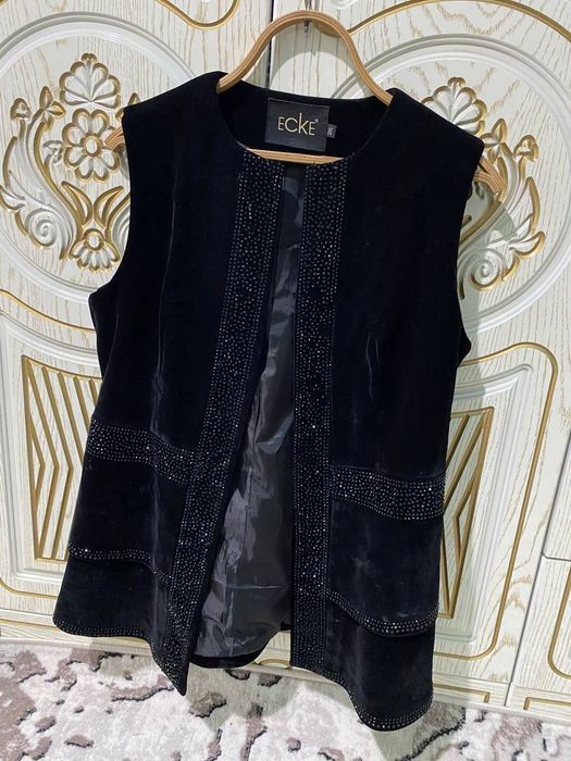 Qizlar va kelinlar uchun Barh jacket koʻylaklar ustidan kiyishga qulay
