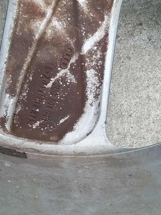 Janta aliaj r18 audi q3 8u 8u0601025d