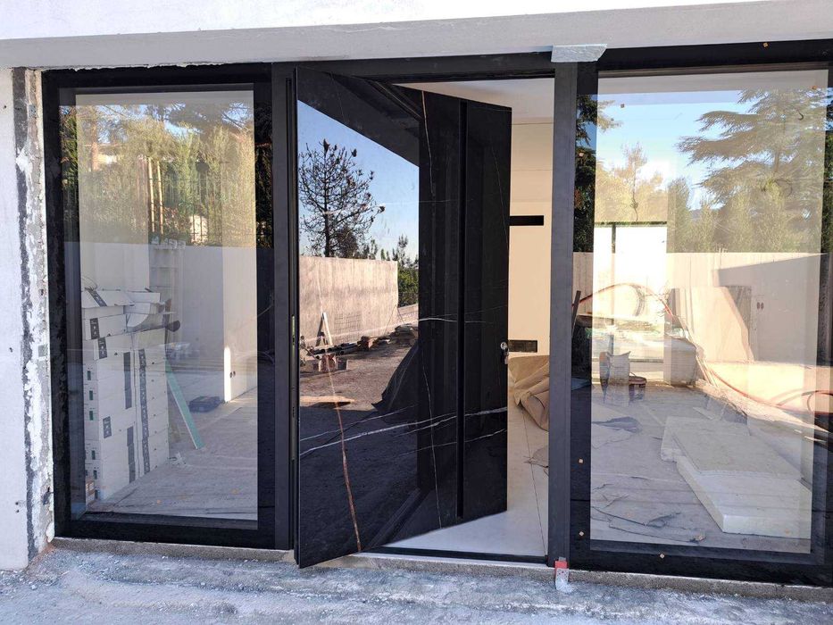 Изработка и монтаж на PVC и алуминиева дограма Работим в цяла България