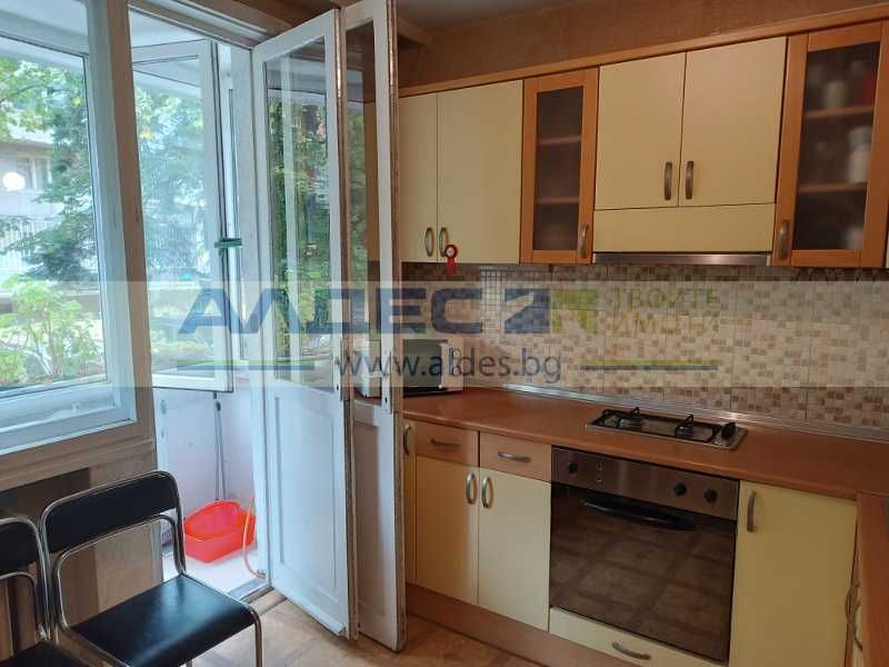Продава се Тристаен апартамент в София, Славия - 95 кв.м за 3137 €/кв.м - Снимка #3