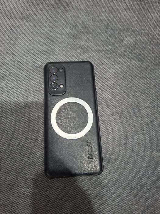 Продам телефон Oppo Reno 5