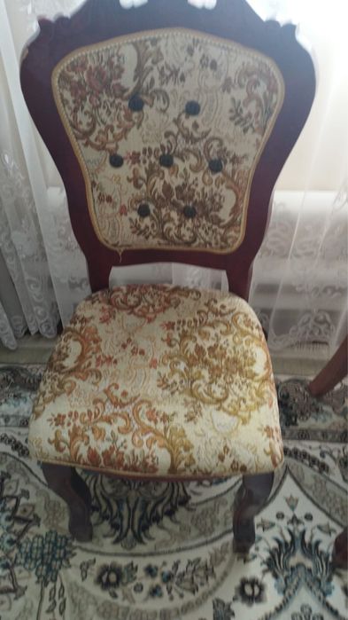 Продам стол со стульями