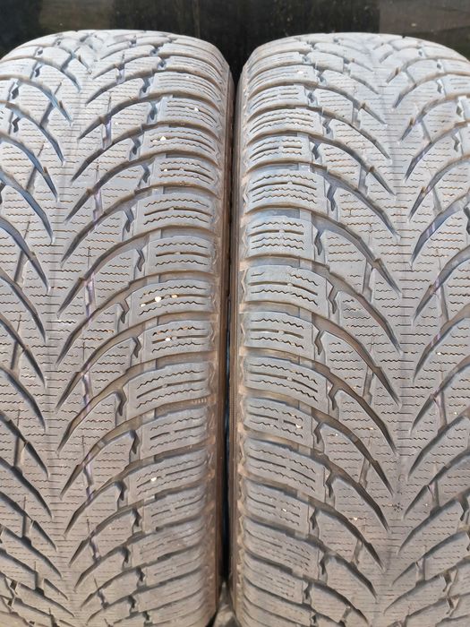 225/60 R18 Nokian