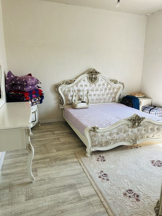 Спальный гарнитур сатылады