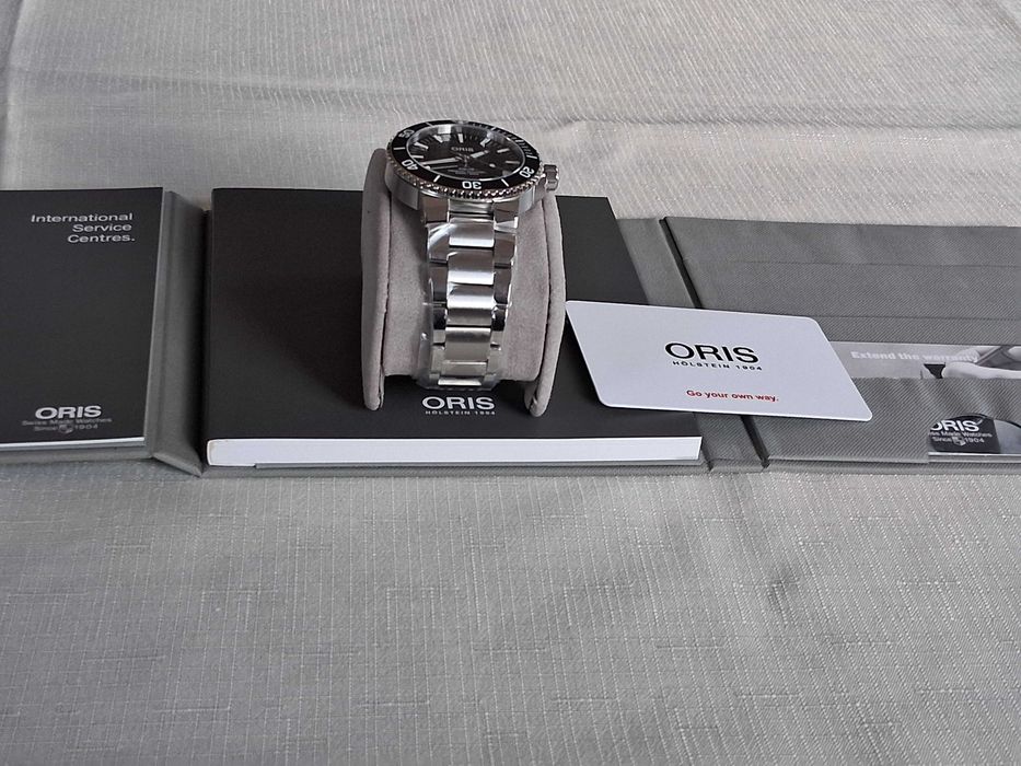 Oris aquis date blue