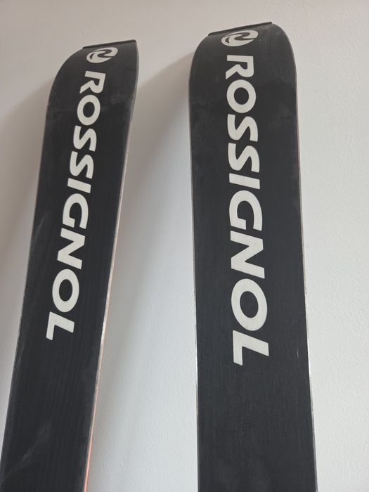 Vând schi Rossignol Vipet S