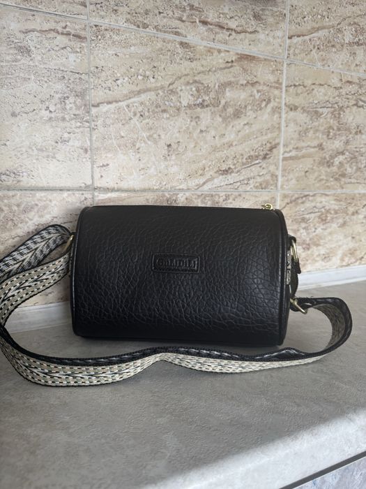 Женская сумочка через плечо