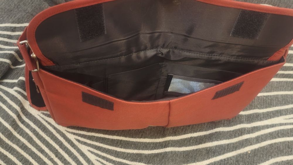 Сумка для ноутбука 13.3" SUMDEX red (PON-313RD)
