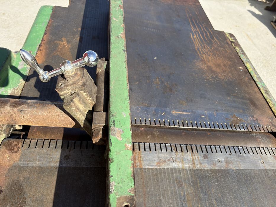 Masina de indreptat si rindeluit la grosime, combinata abricht/grosime