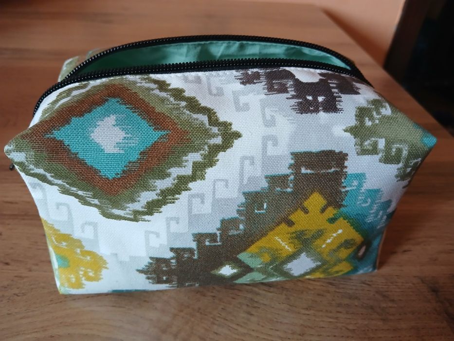 Продам косметички