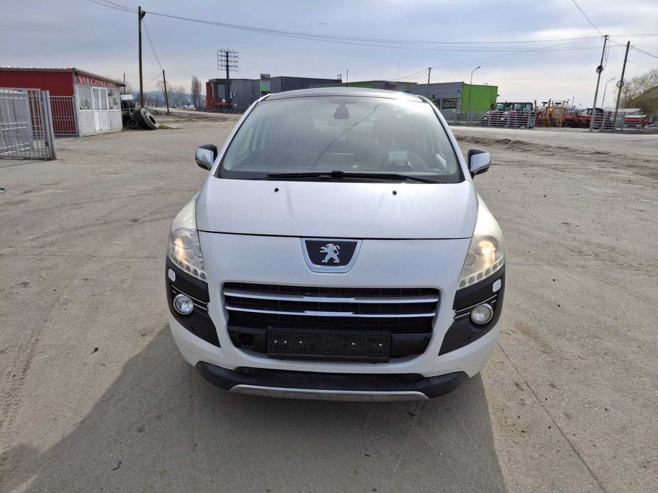 Dezmembrez Peugeot 3008 Hybrid 4x4 2.0 HDI RHC 200 cai an 2012