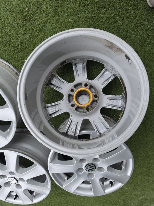 16 5x112 Vw Golf Touran Caddy Skoda лети джанти 5х112