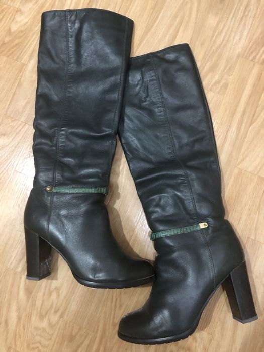 женские сапоги кожа