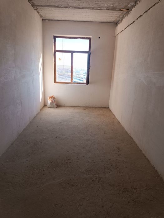 Zarafshon 12-mikrorayon | 3 xonali | 102 m² | Novostroyka