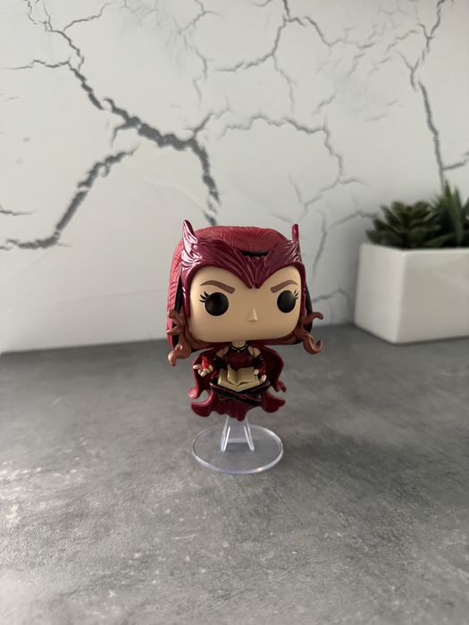 Marvel funko pop Scralet witch#823