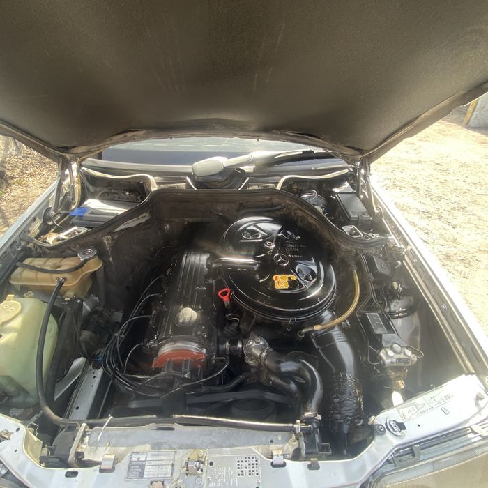 Продам машину.