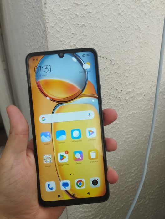 Redmi 13c 256gb.