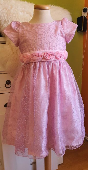 Rochie roz de printesa varsta 5 ani