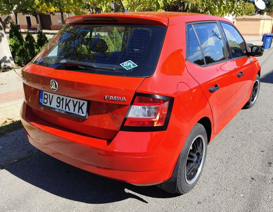 SKODA Fabia 2016 — imagine 5