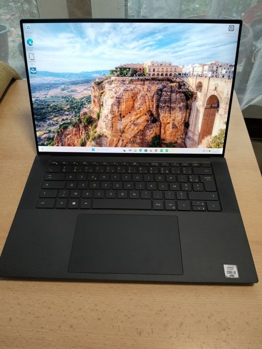 Laptop Dell Precision 5550 cpu i9 Generatia 10 32 GB DDR4, touchscreen,, gaming