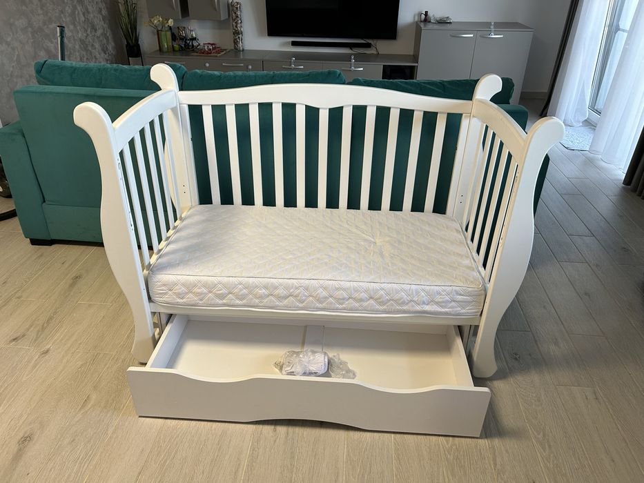 Patut copii - lemn masiv / saltea cocos / sertar / laterala