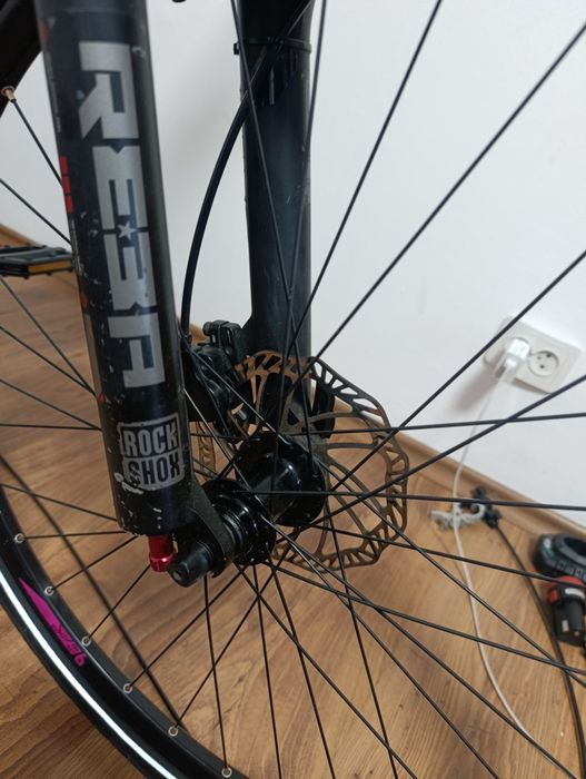 Bicicleta Drag Grace roata de 27,5 mărime XS cu  furca Aer Rock Shox Reba
